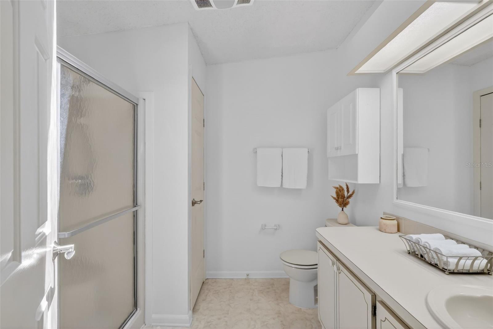 LADY LAKE ORANGE BLOSSOM GARDENS UNIT 12 - Residential