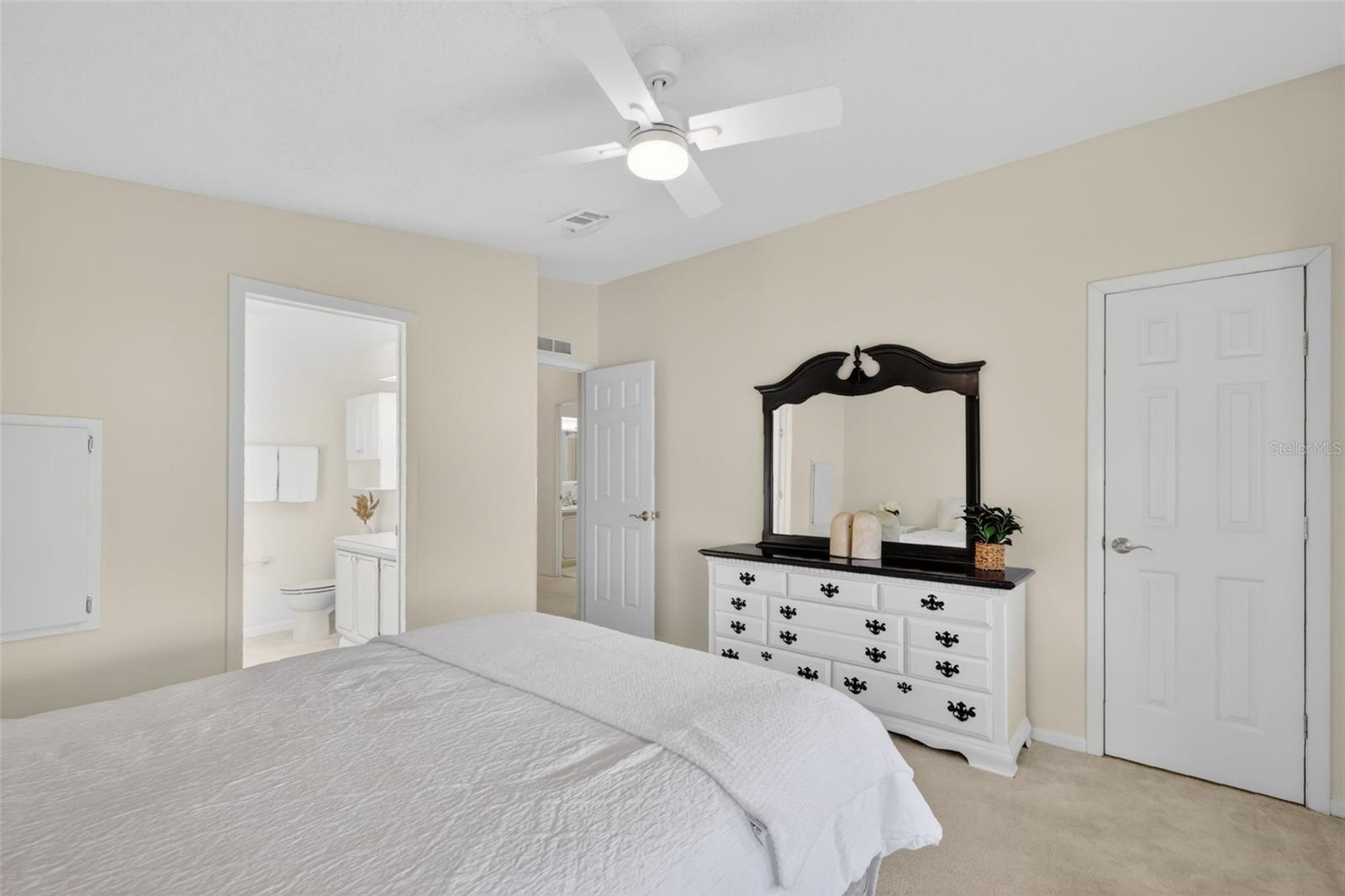 LADY LAKE ORANGE BLOSSOM GARDENS UNIT 12 - Residential