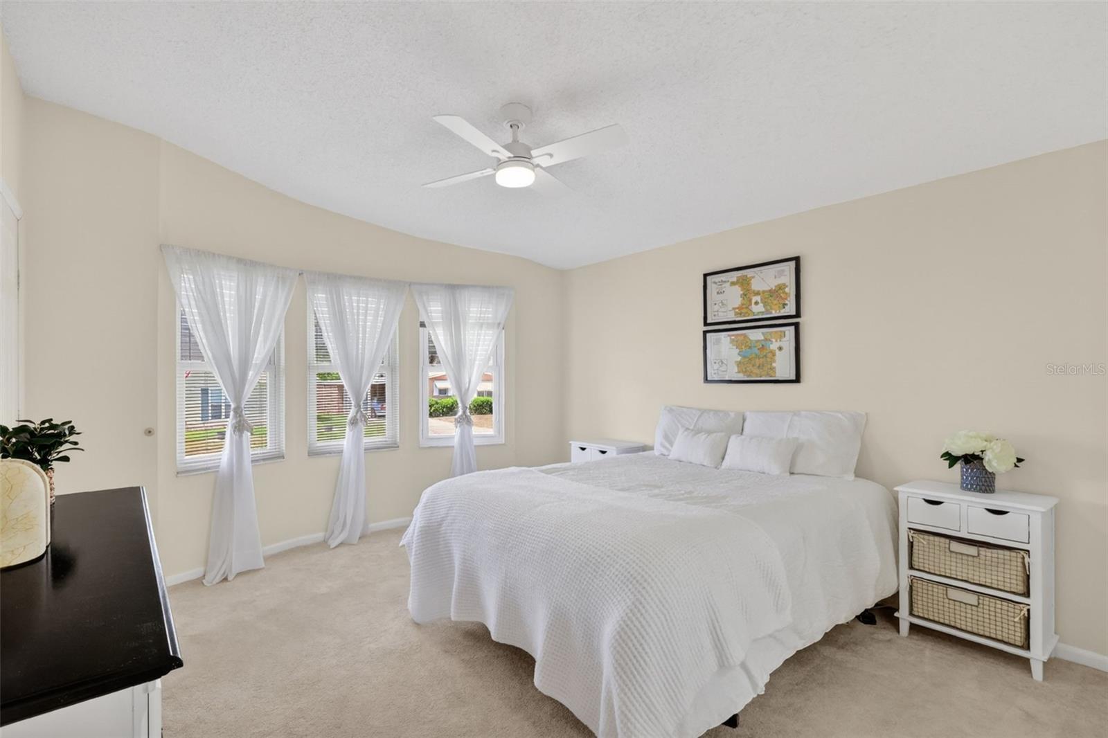 LADY LAKE ORANGE BLOSSOM GARDENS UNIT 12 - Residential