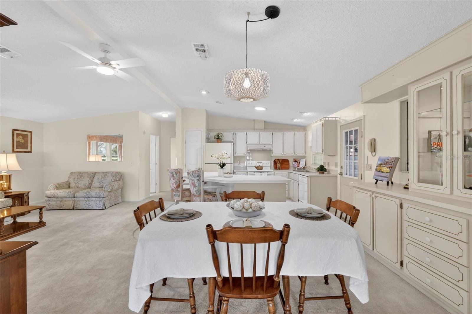 LADY LAKE ORANGE BLOSSOM GARDENS UNIT 12 - Residential
