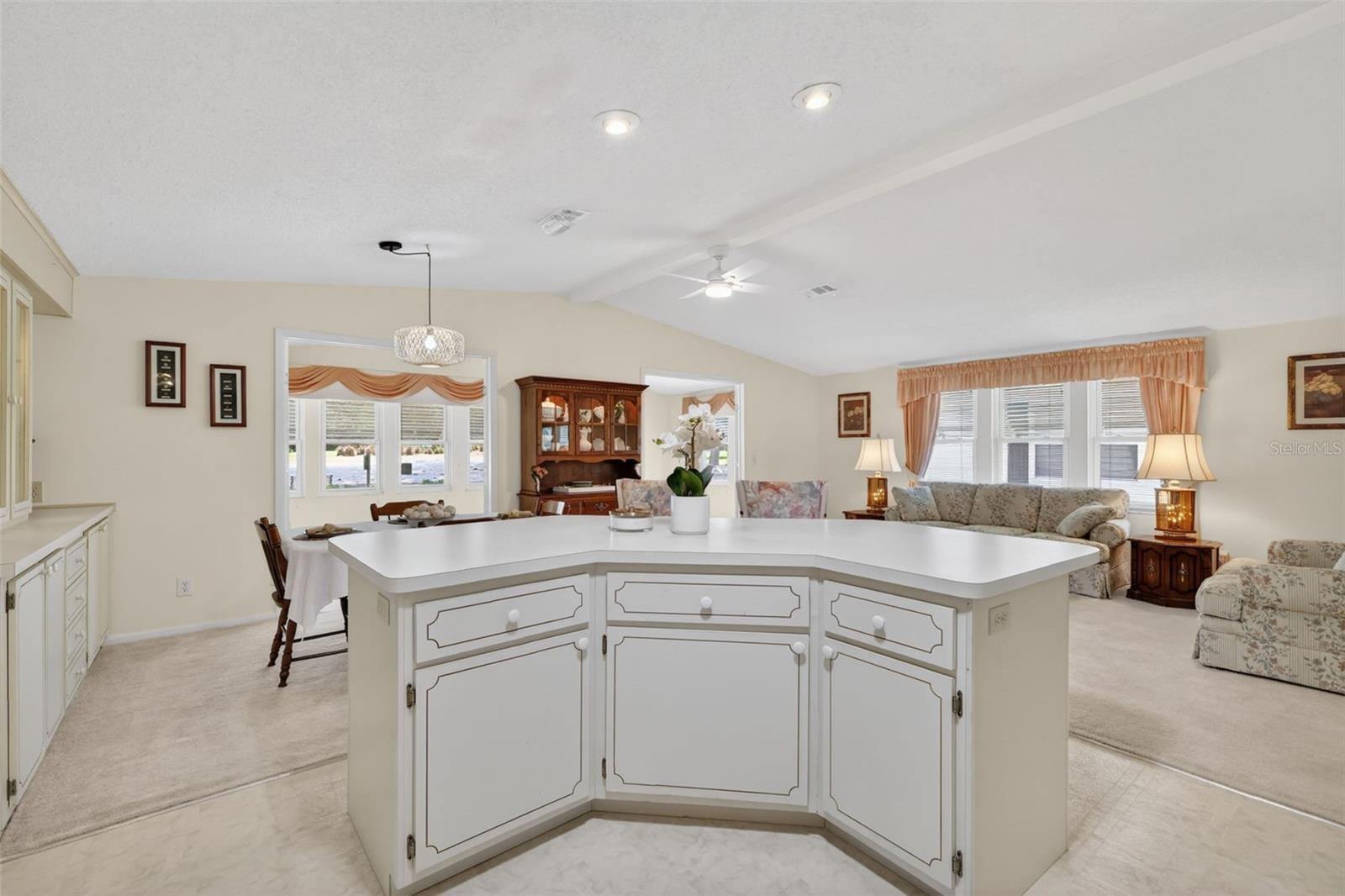 LADY LAKE ORANGE BLOSSOM GARDENS UNIT 12 - Residential
