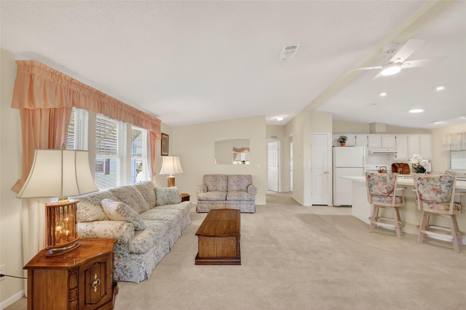 LADY LAKE ORANGE BLOSSOM GARDENS UNIT 12 - Residential