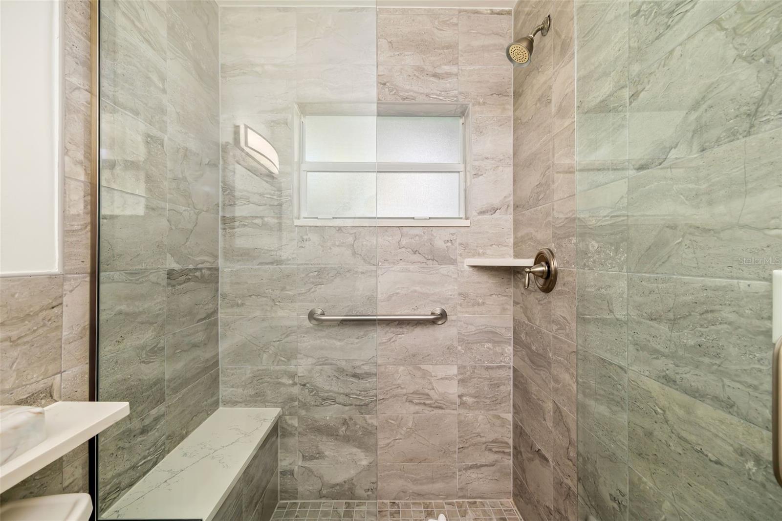 THE DIPLOMAT - Residential