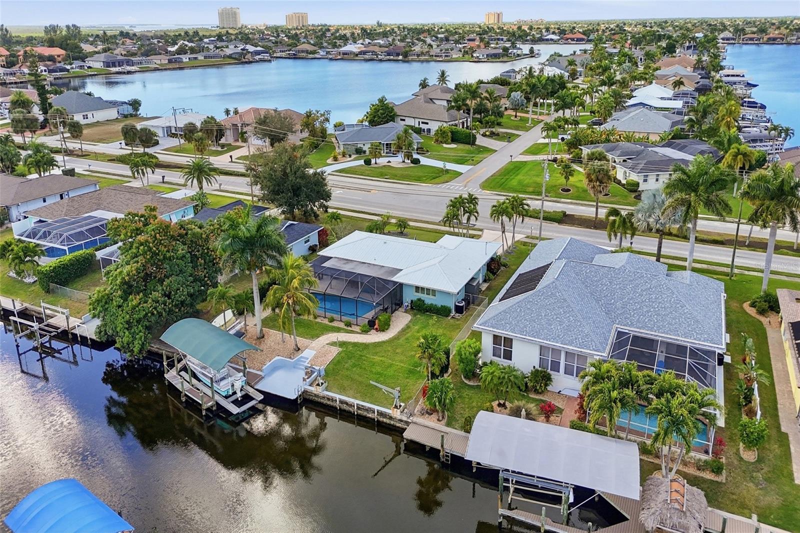 CAPE CORAL - Residential