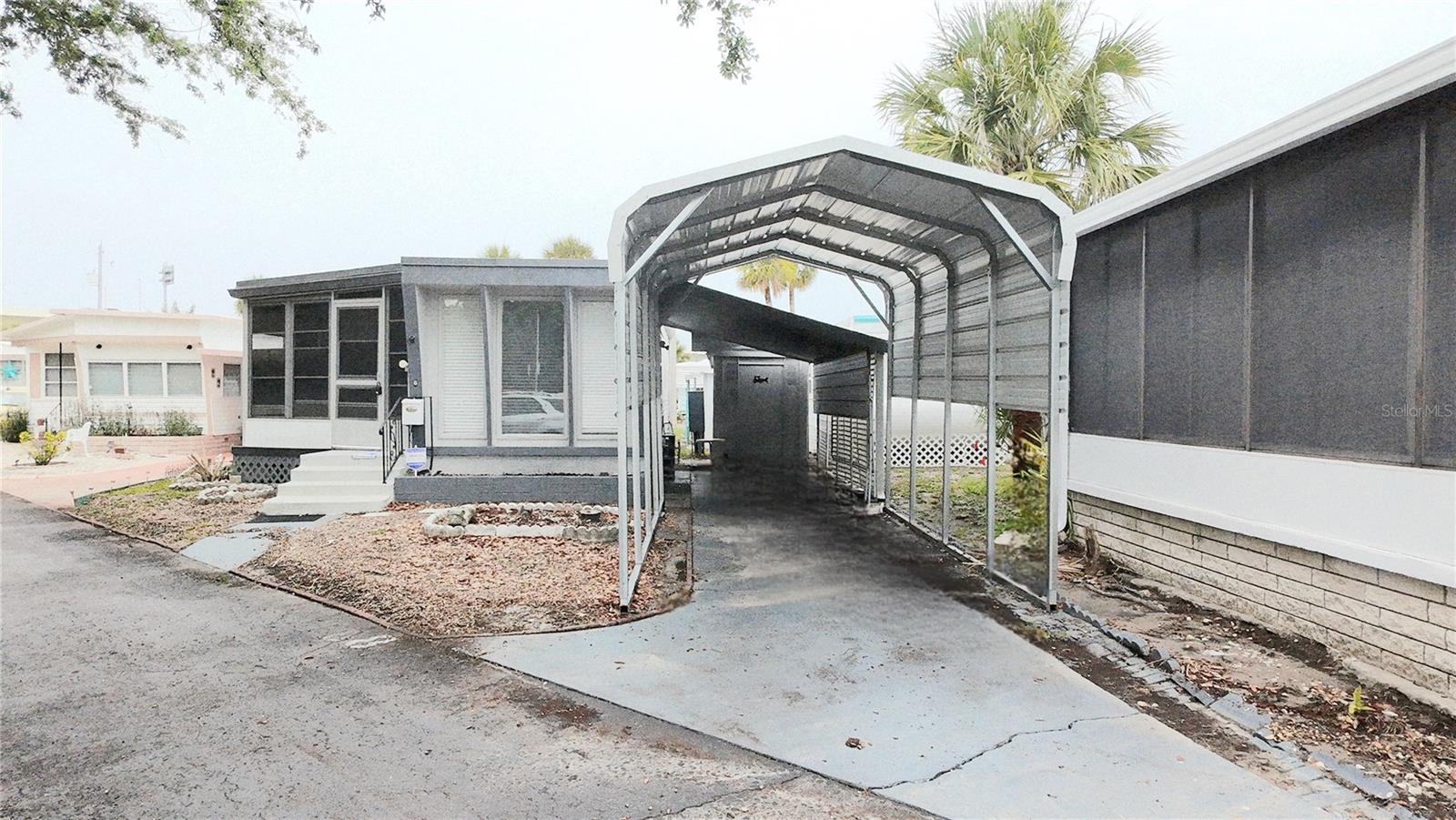 4851 W GANDY BOULEVARD B1L8