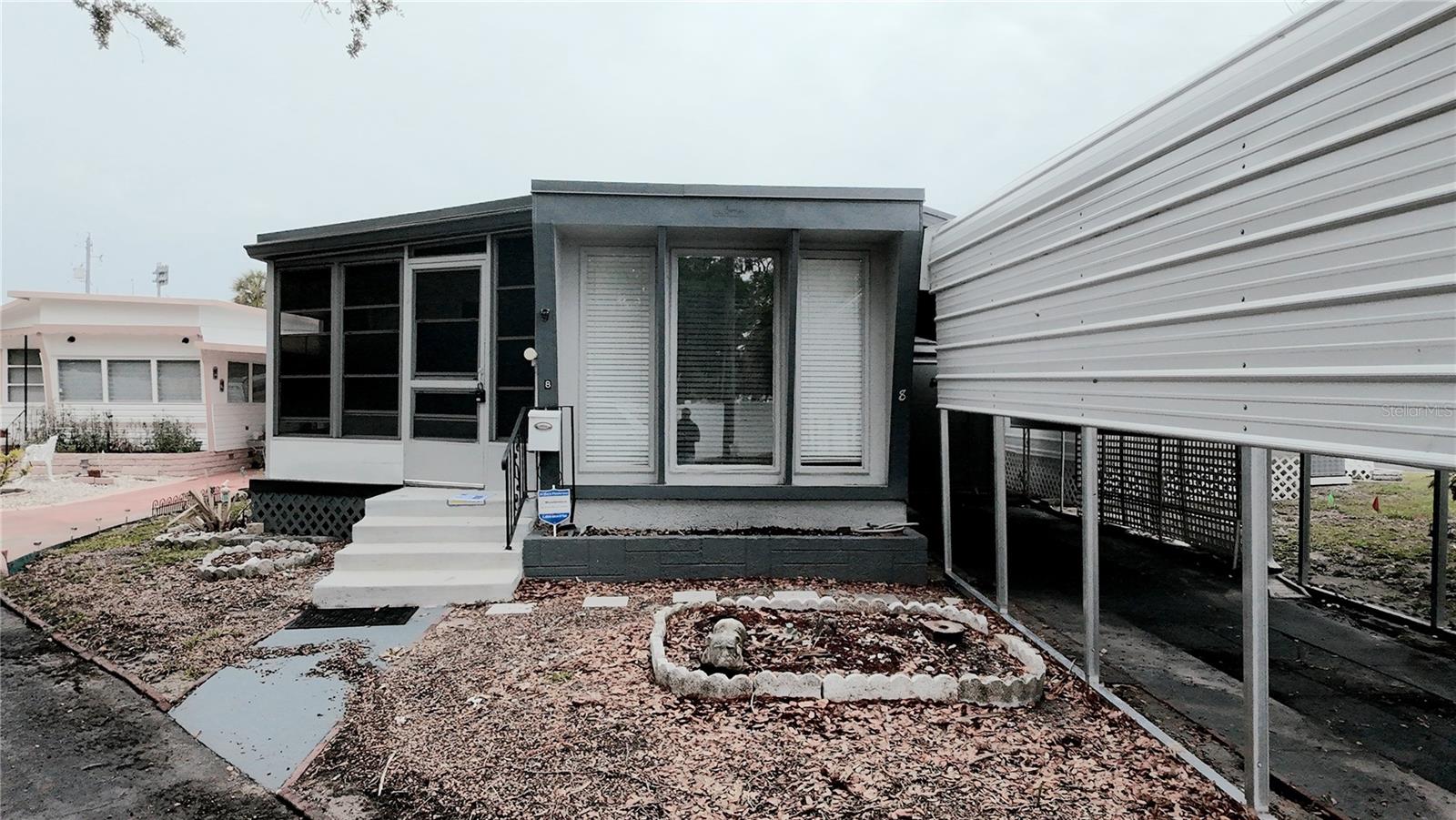 4851 W GANDY BOULEVARD B1L8