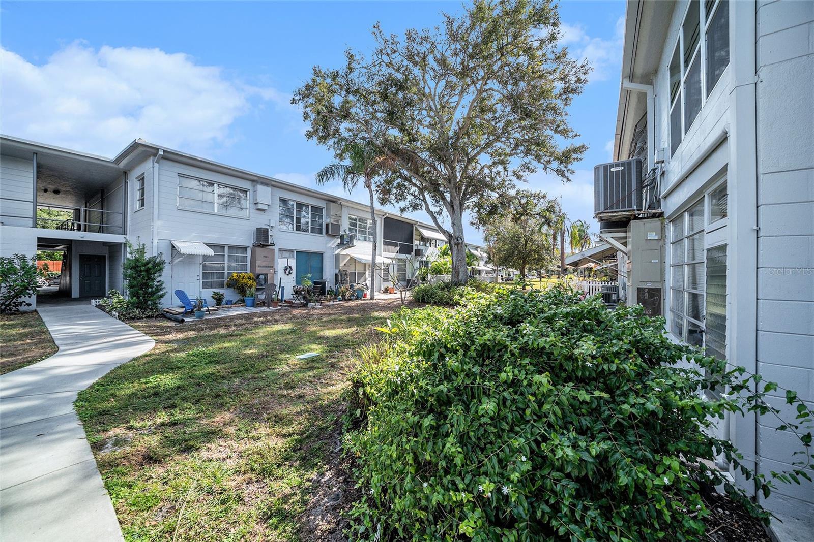 CLEARVIEW OAKS CONDO - Residential