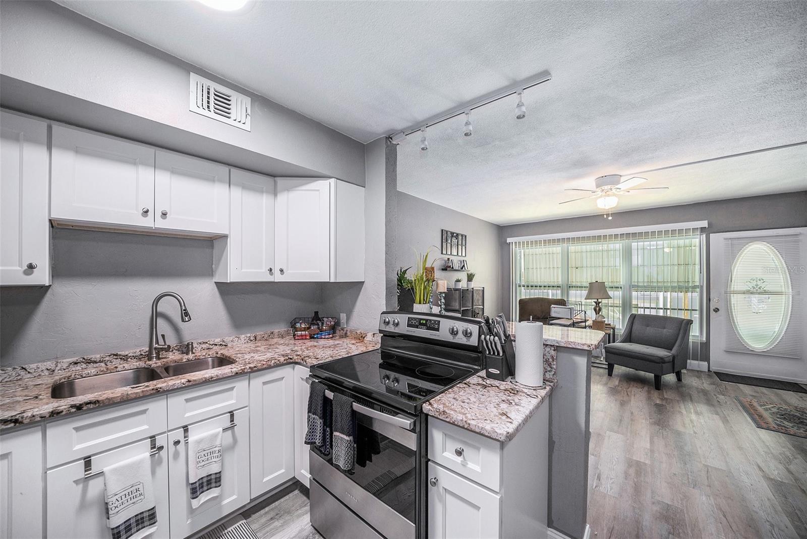 CLEARVIEW OAKS CONDO - Residential