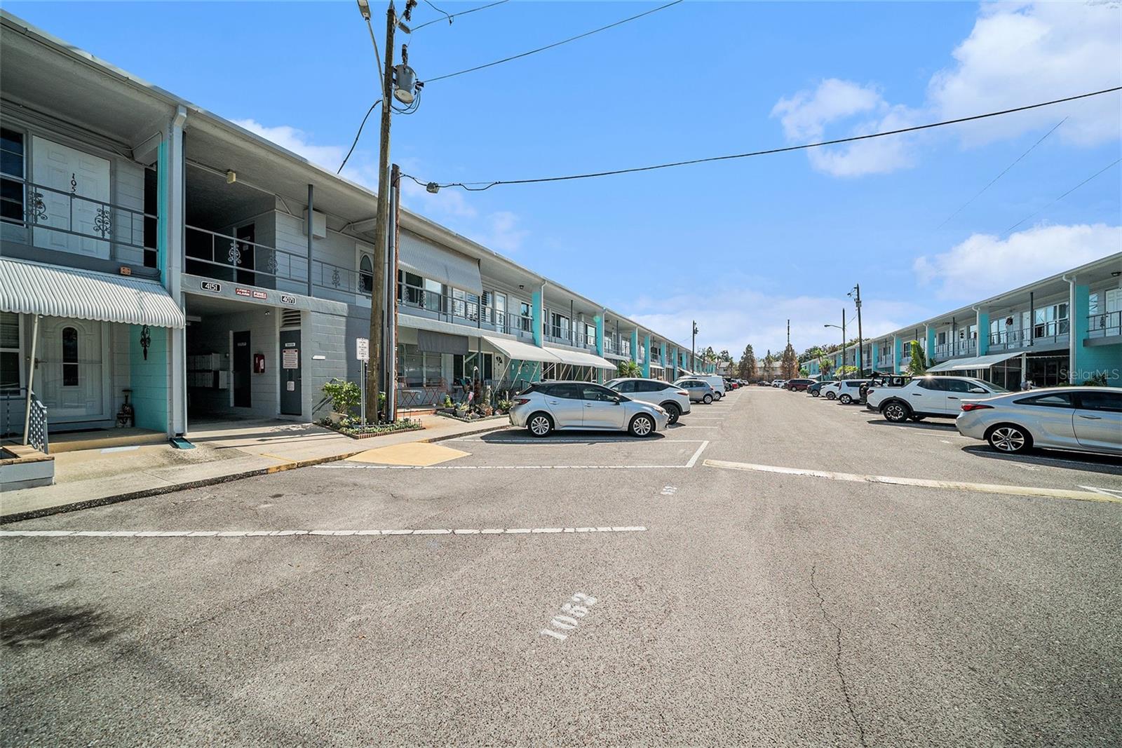 CLEARVIEW OAKS CONDO - Residential