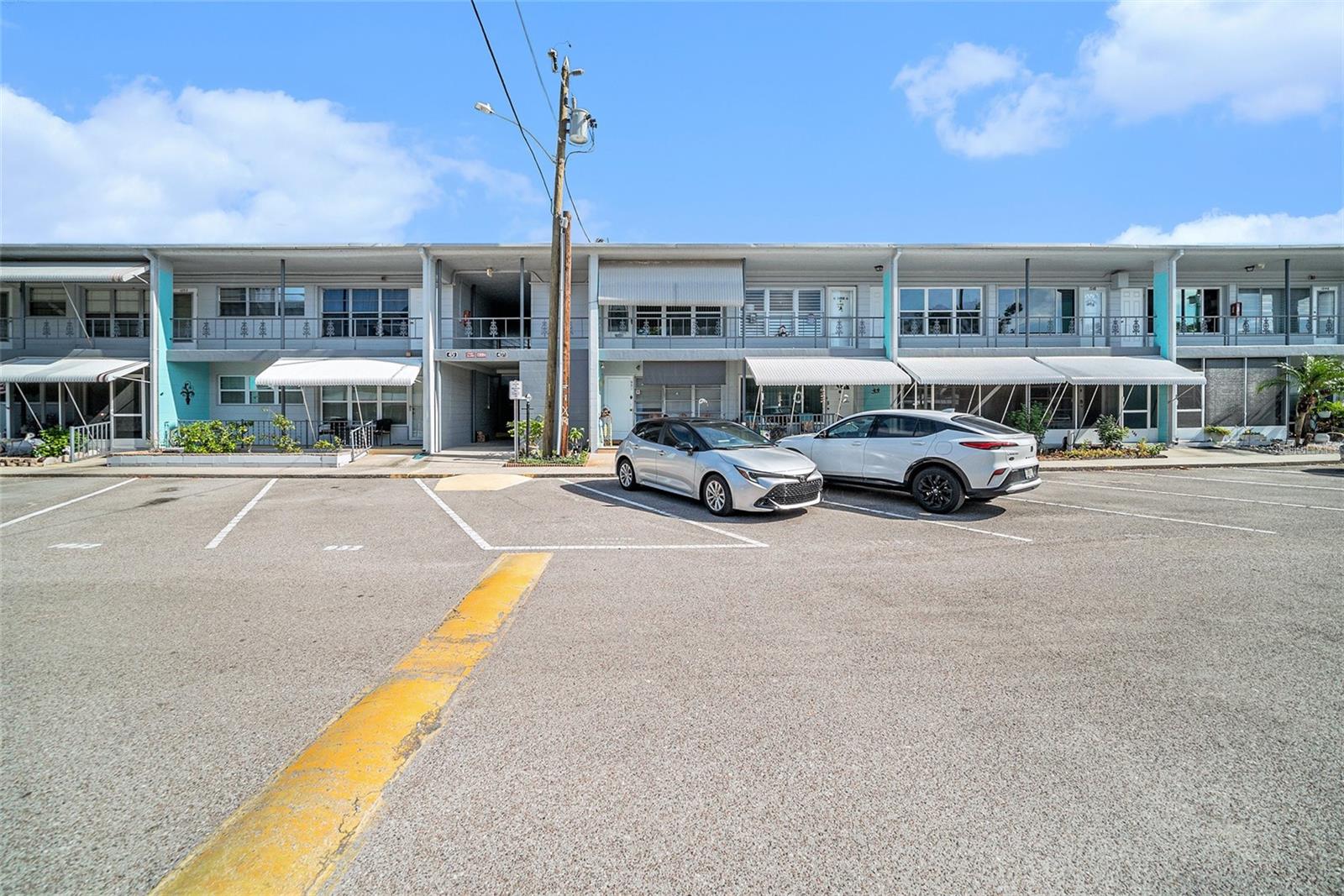 CLEARVIEW OAKS CONDO - Residential