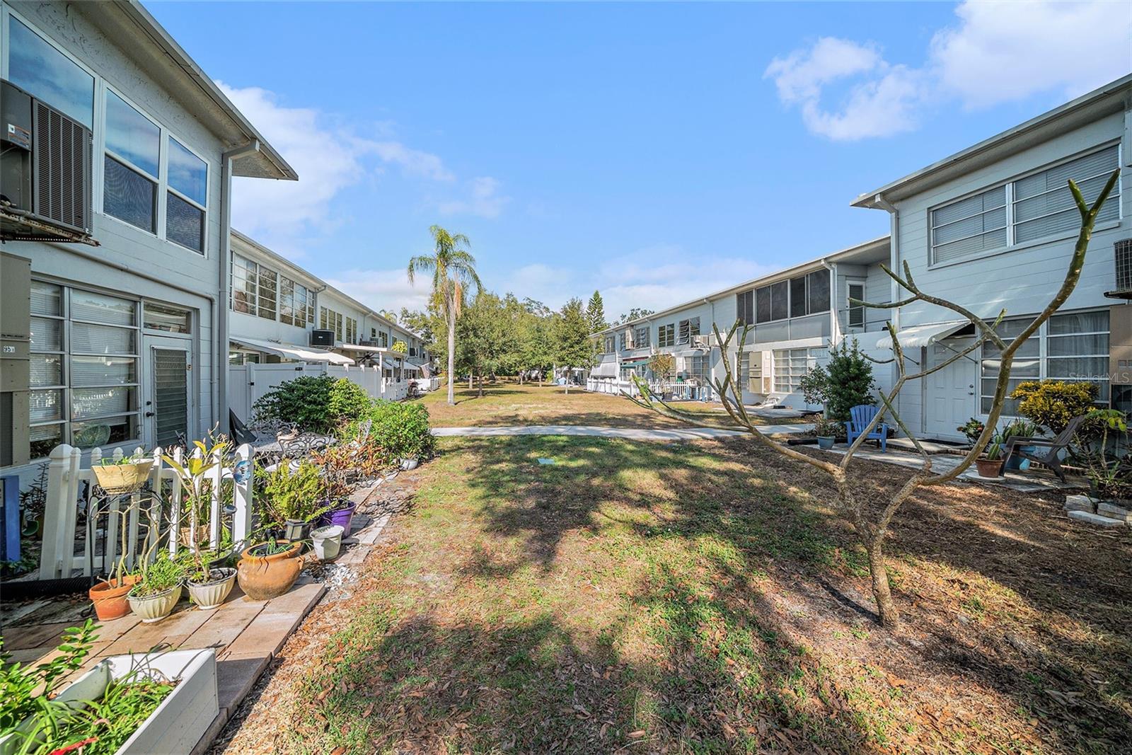 CLEARVIEW OAKS CONDO - Residential