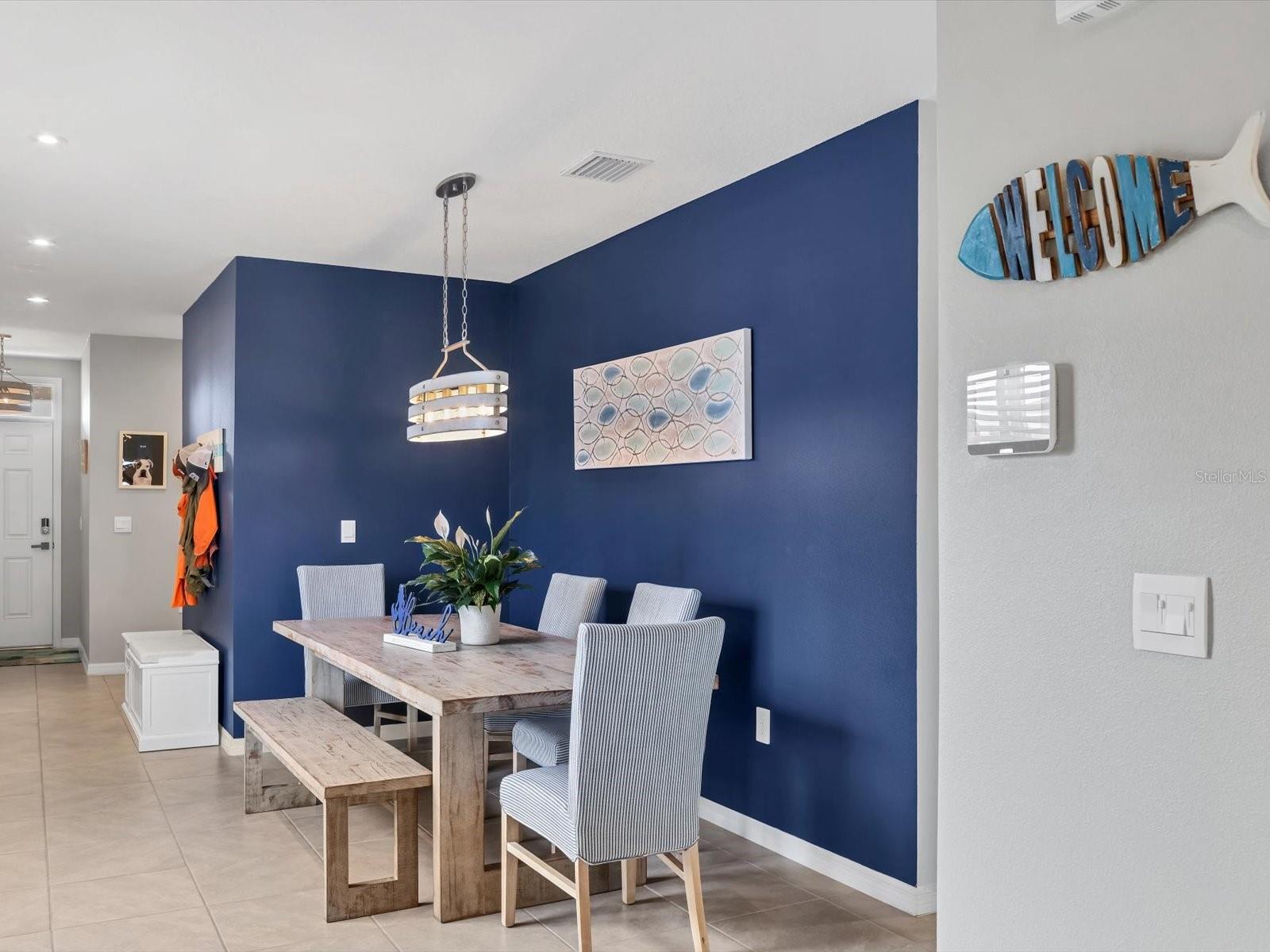 3206 HILLTOP CIRCLE
