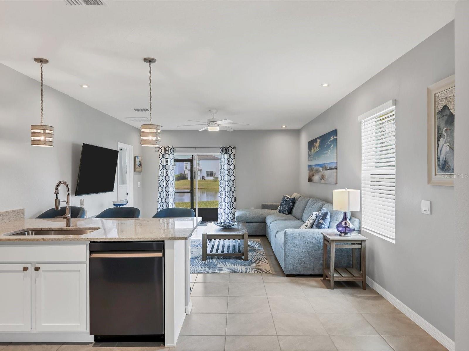 3206 HILLTOP CIRCLE