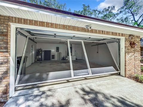 A home in APOPKA