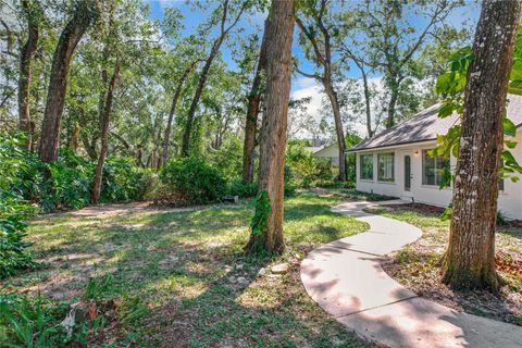 A home in APOPKA