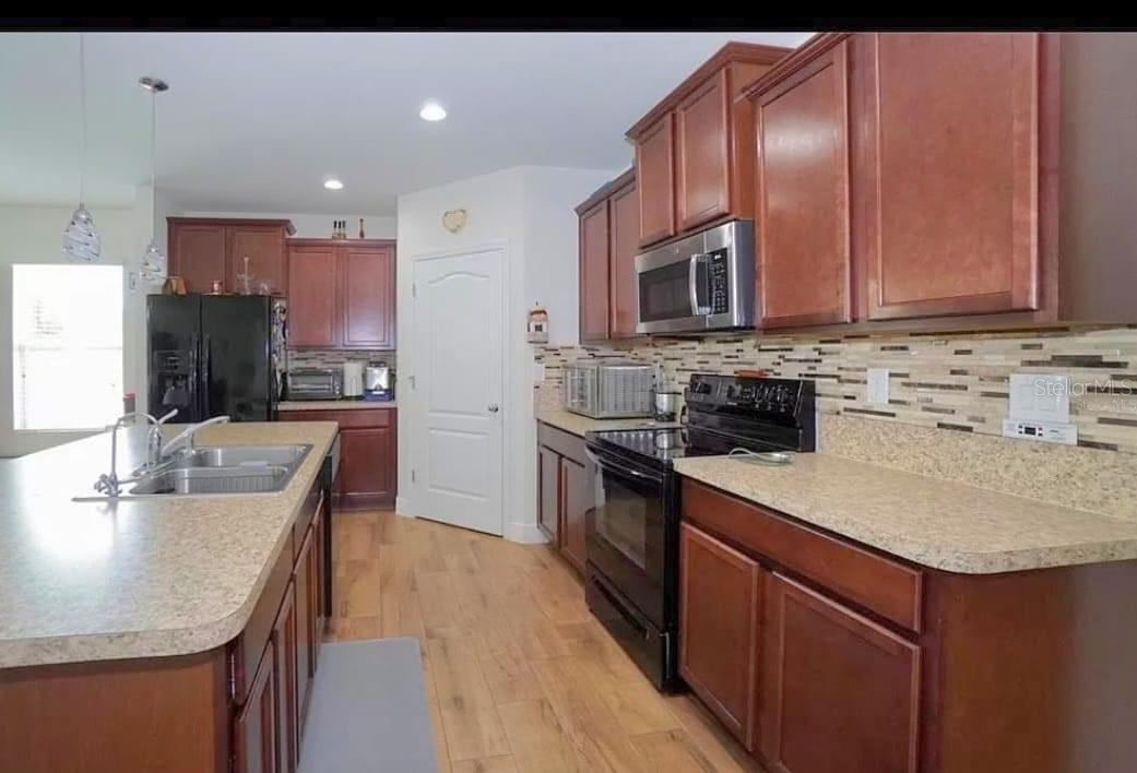 1588 DIAMOND LOOP DRIVE