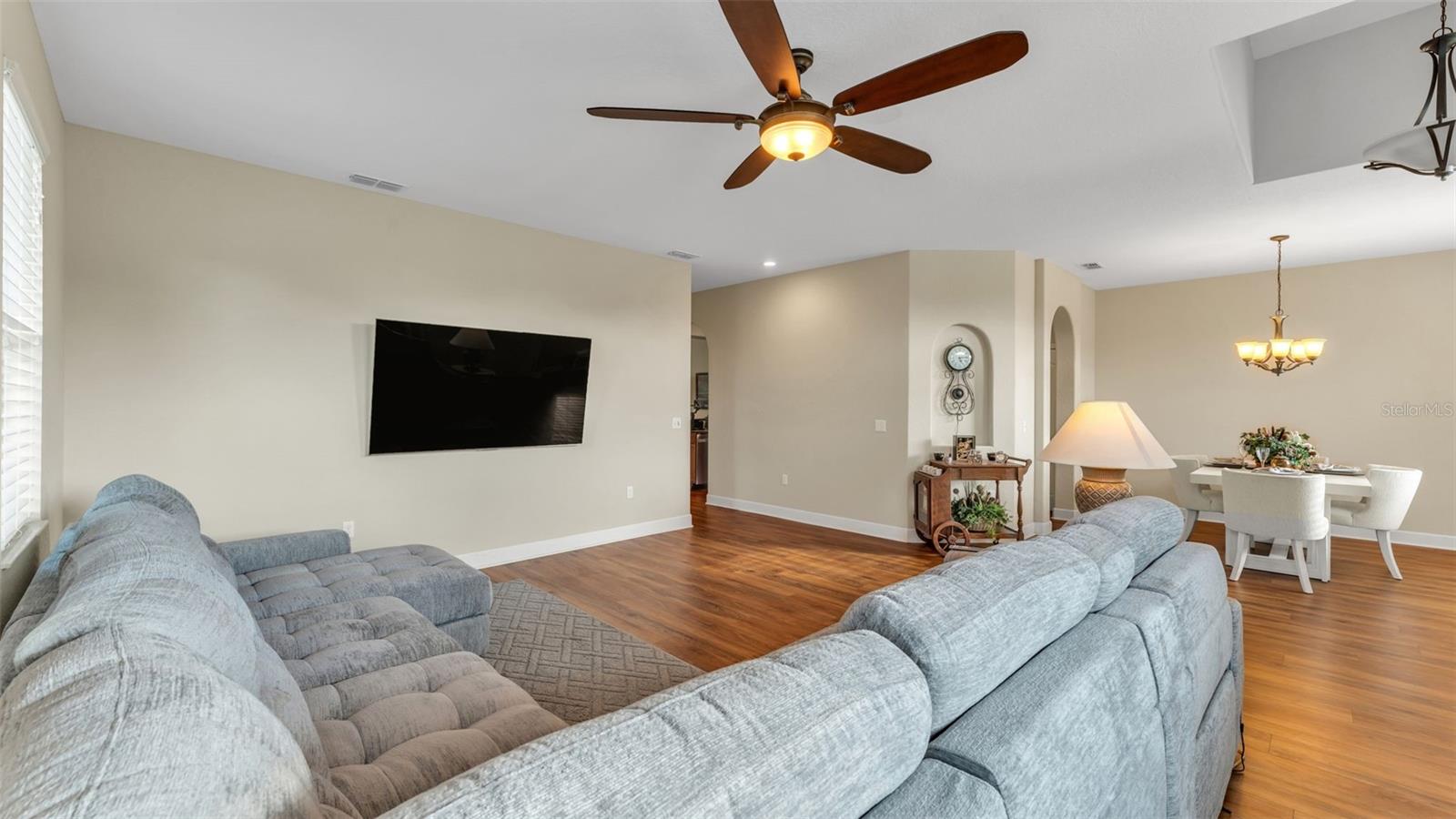 HALLAM PRESERVE EAST - Residential