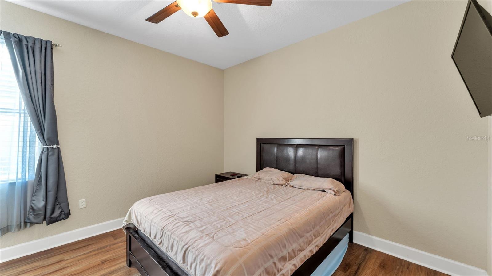 HALLAM PRESERVE EAST - Residential