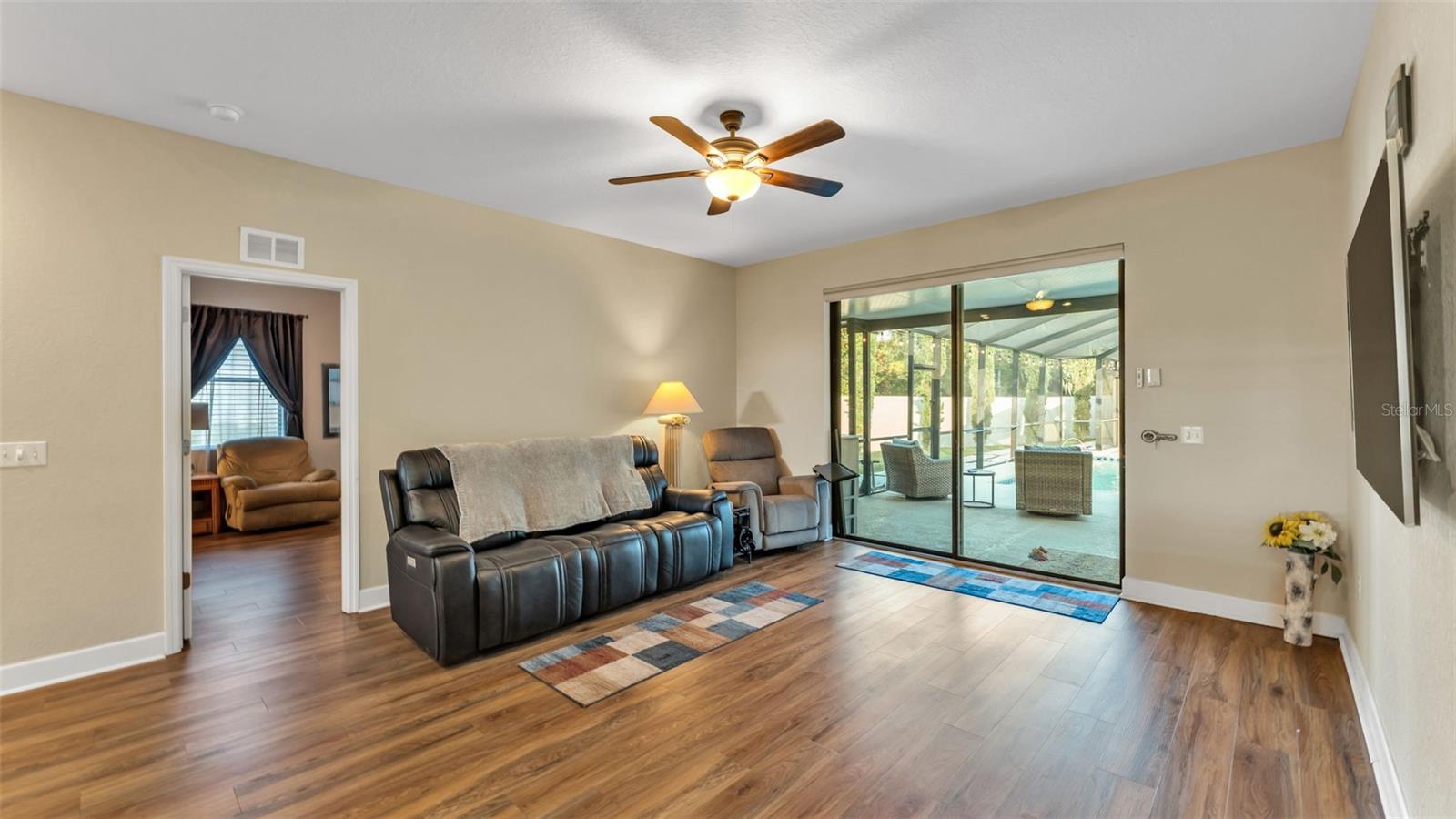 HALLAM PRESERVE EAST - Residential