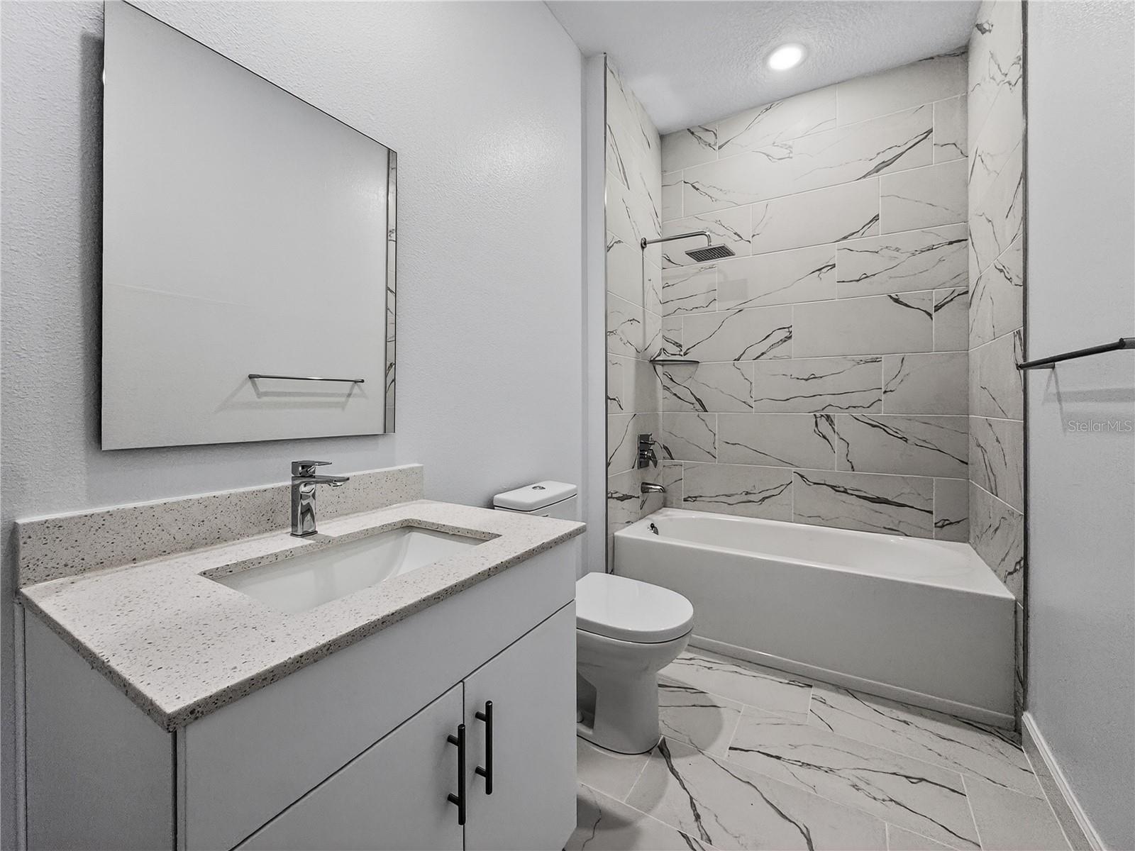 AZUR RESORT - Residential