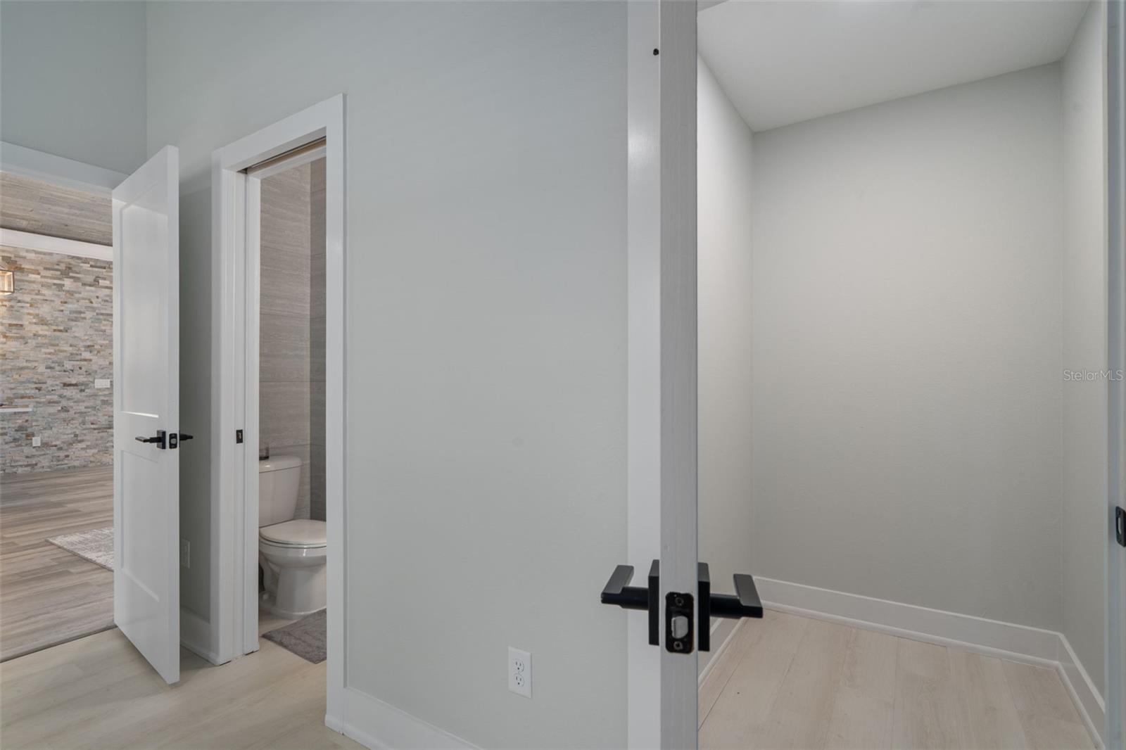 RIDGE MANOR ESTATE - Residential