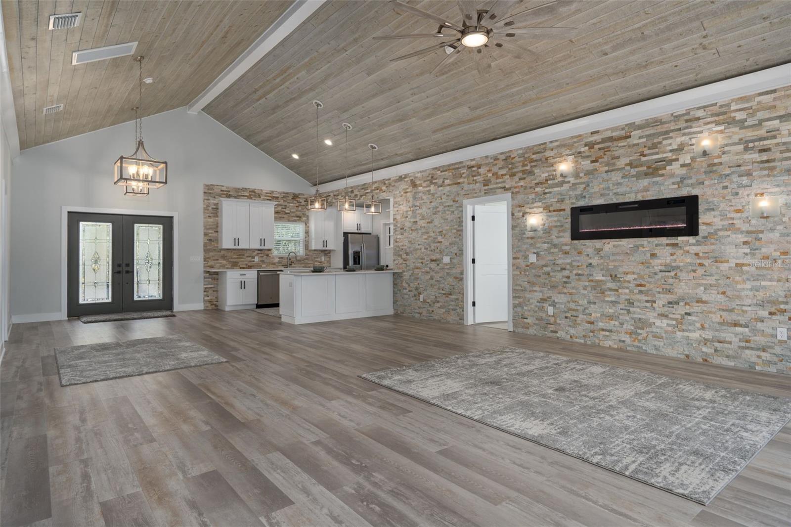 RIDGE MANOR ESTATE - Residential