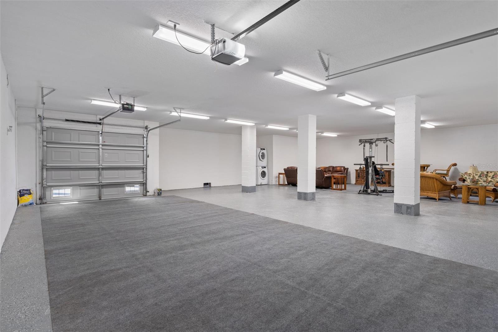 RIDGE MANOR ESTATE - Residential