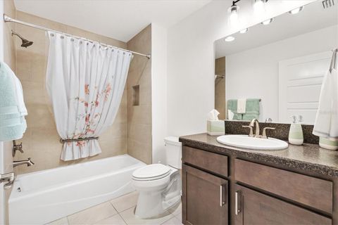 Tiny photo for 5554 Millican Avenue, The Villages, FL 32163 (MLS # G5111444)