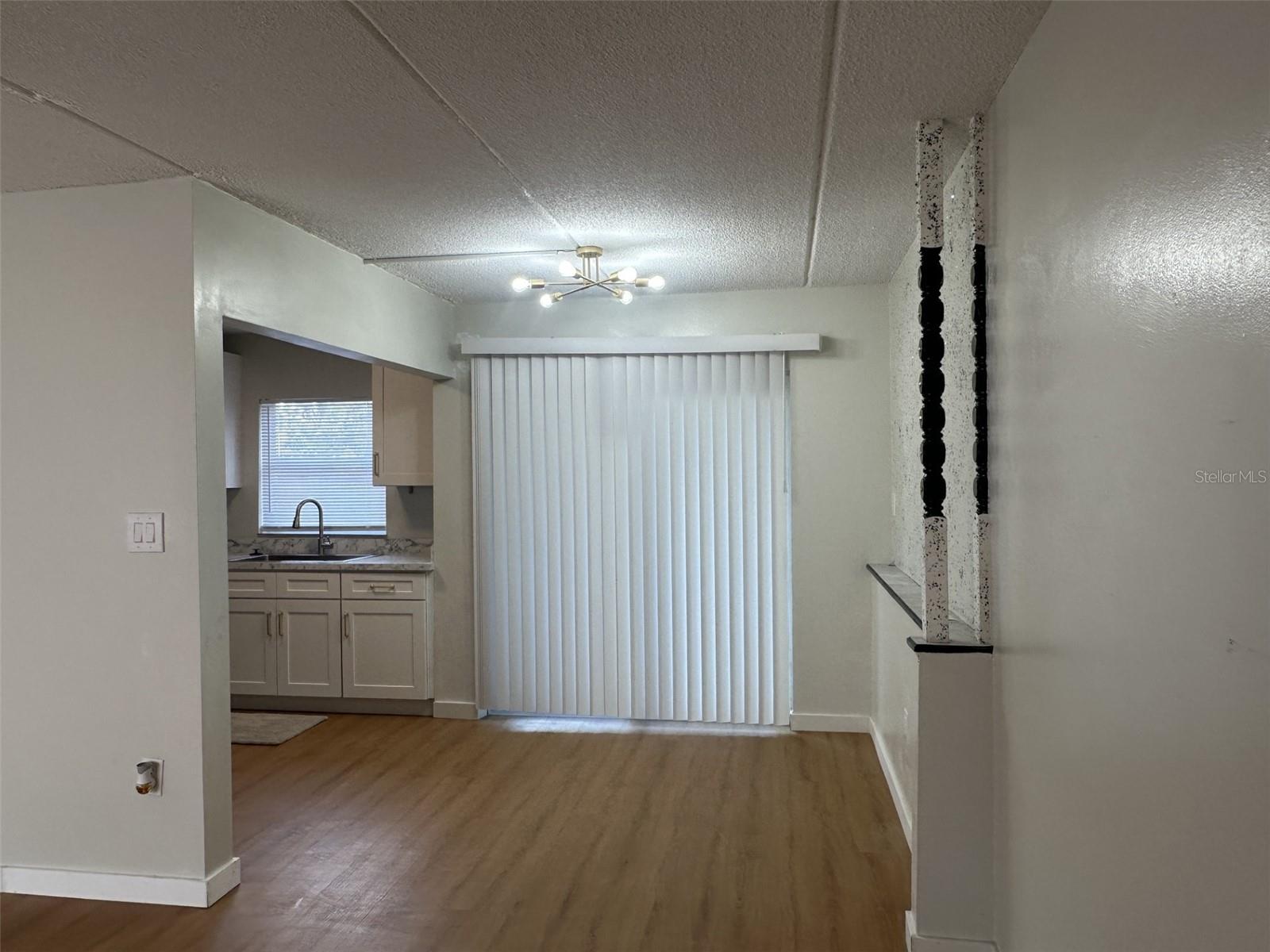 1912 HONOUR ROAD 1