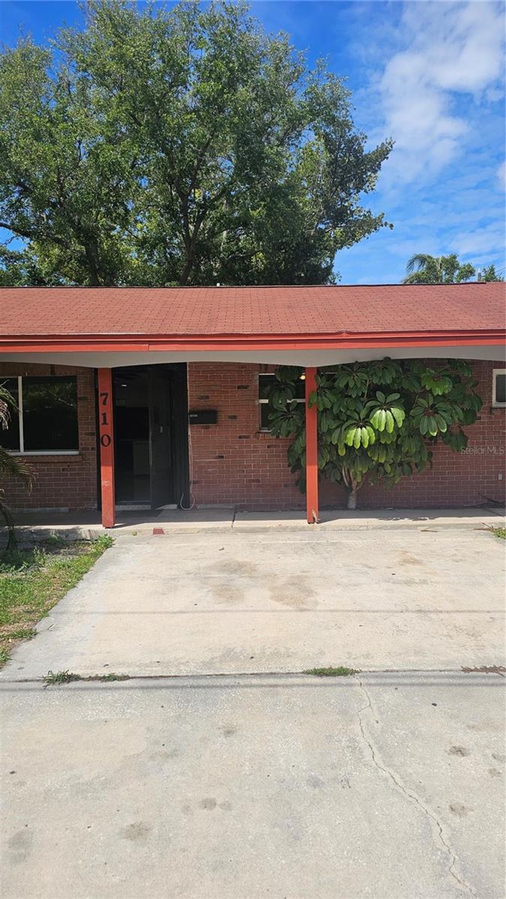 Photo of 708 Pennsylvania Avenue, Clearwater, FL 33755 (MLS # TB8493023)