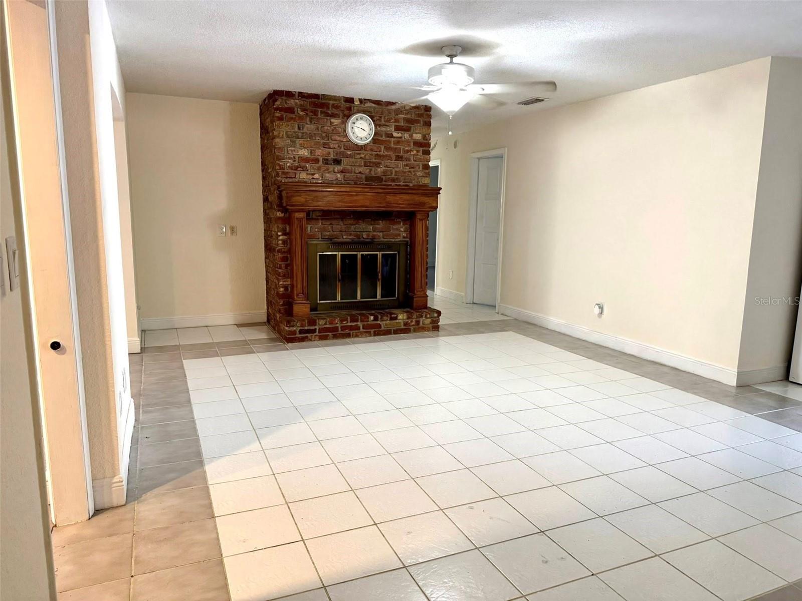 SANLANDO SPGS - Residential