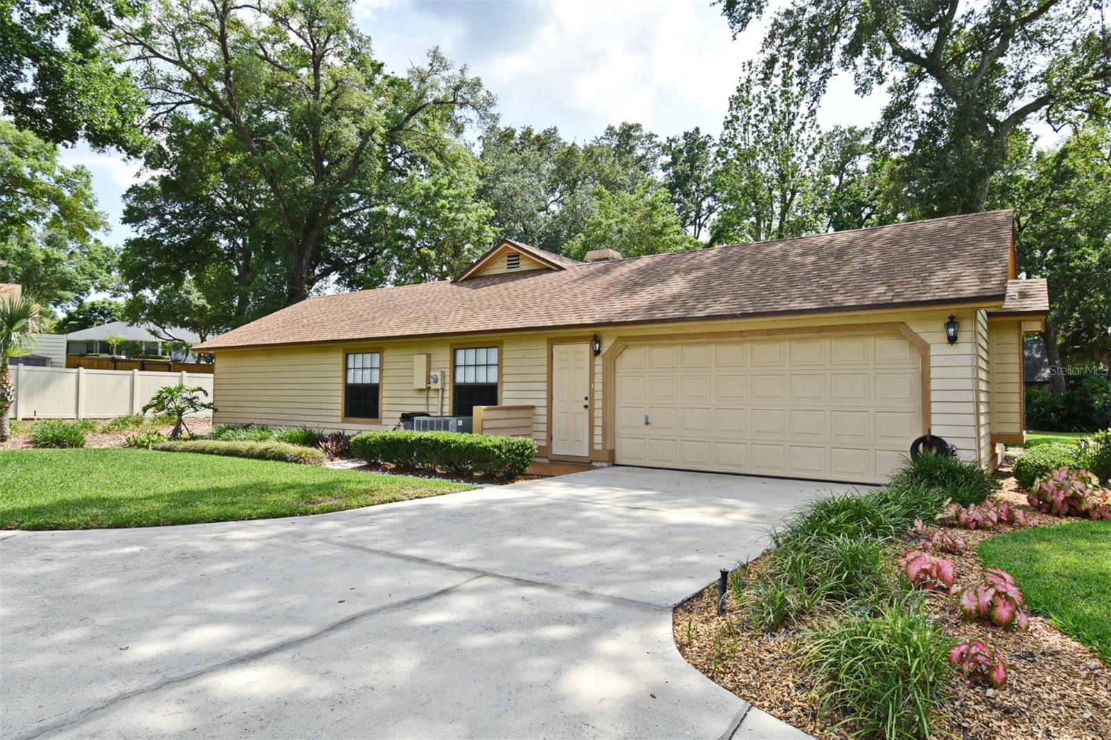 1575 N RIDGE LAKE CIRCLE