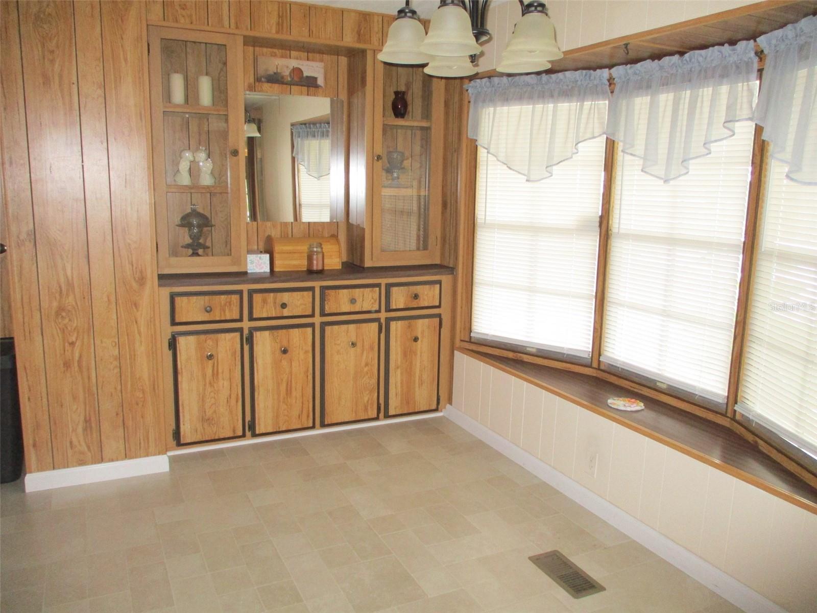 SHADY OAKS MOBILE MODULAR ESTATES - Residential