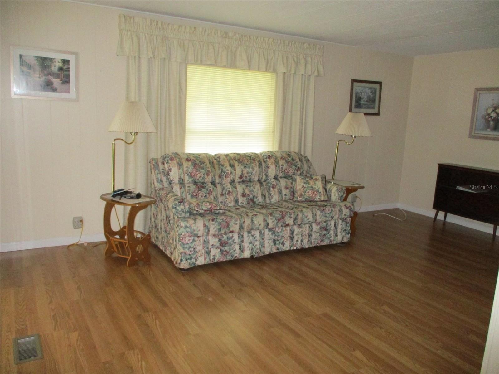 SHADY OAKS MOBILE MODULAR ESTATES - Residential