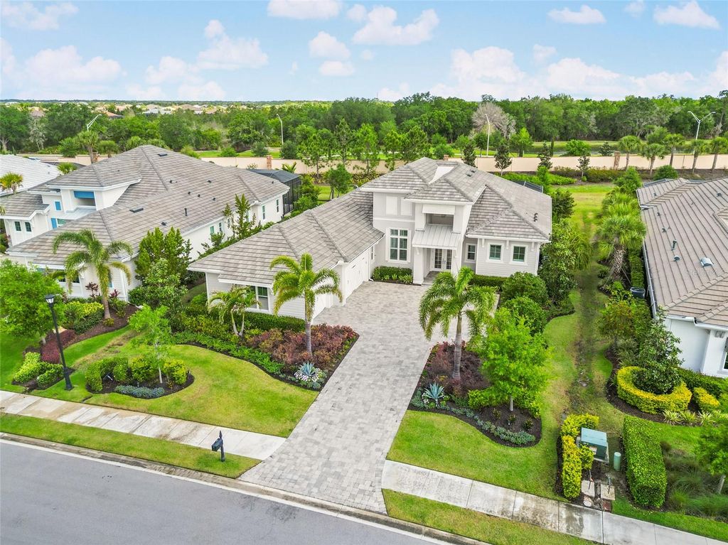 Photo of 8560 Pavia Way, Bradenton, FL 34202 (MLS # A4688580)