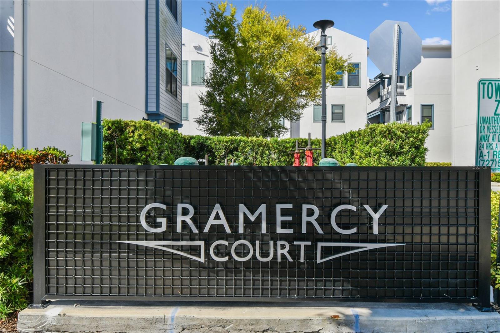 HIGHLAND TWNHMS - Residential Lease