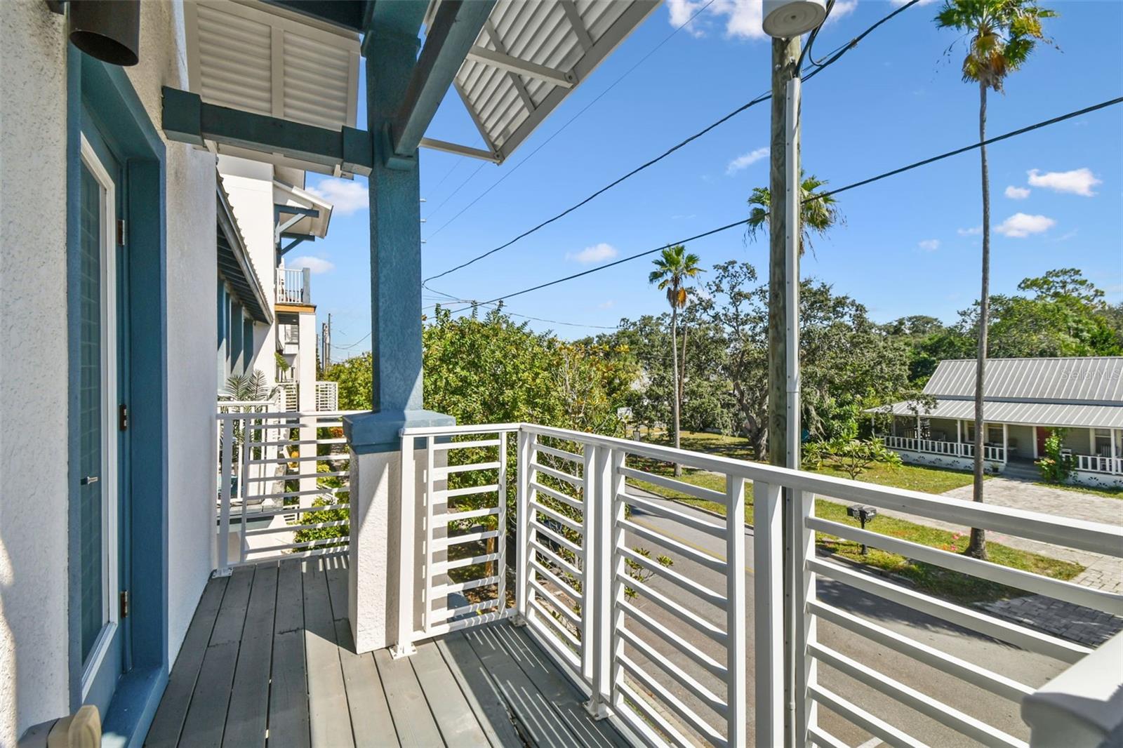 HIGHLAND TWNHMS - Residential Lease