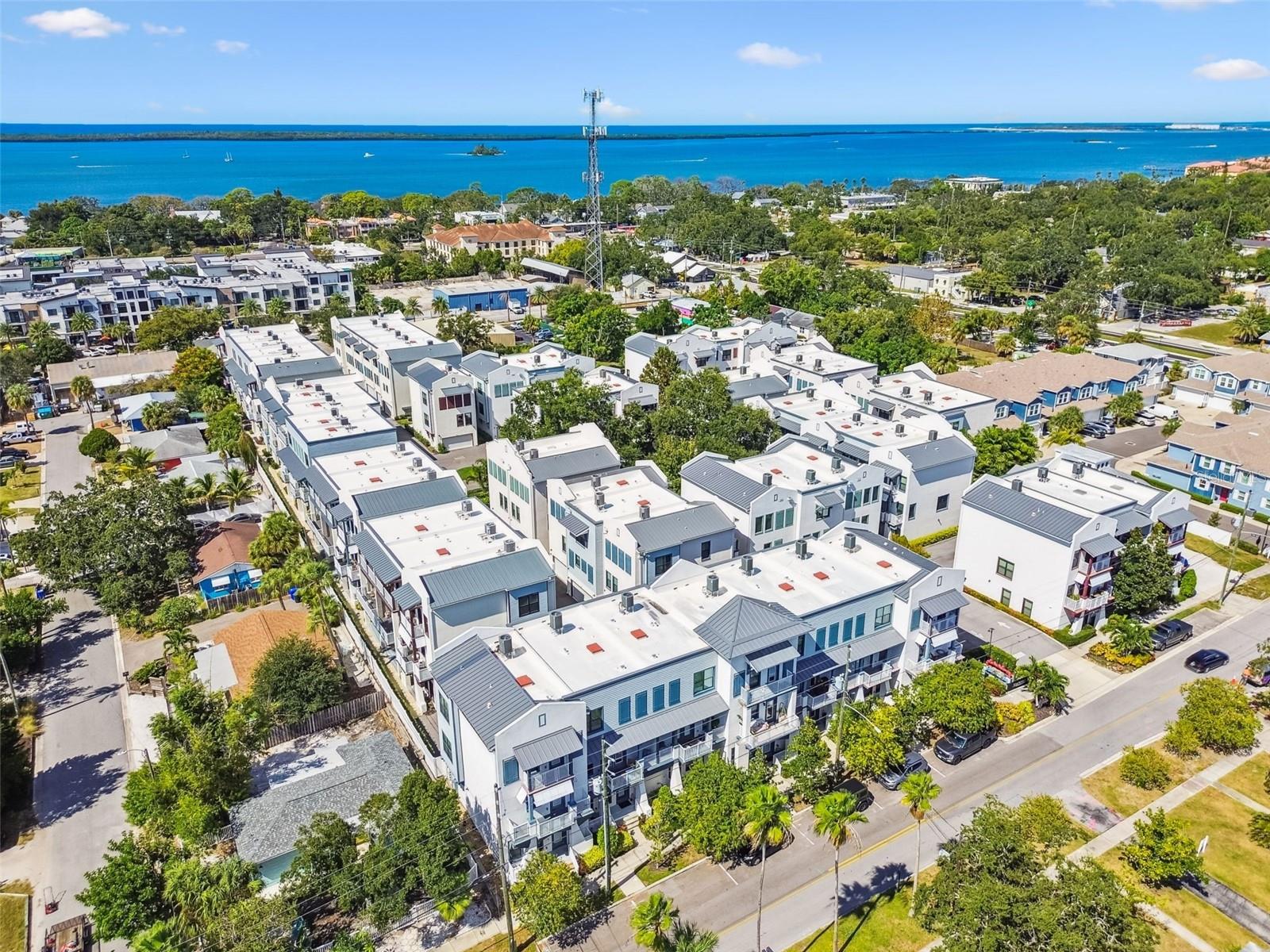 HIGHLAND TWNHMS - Residential Lease