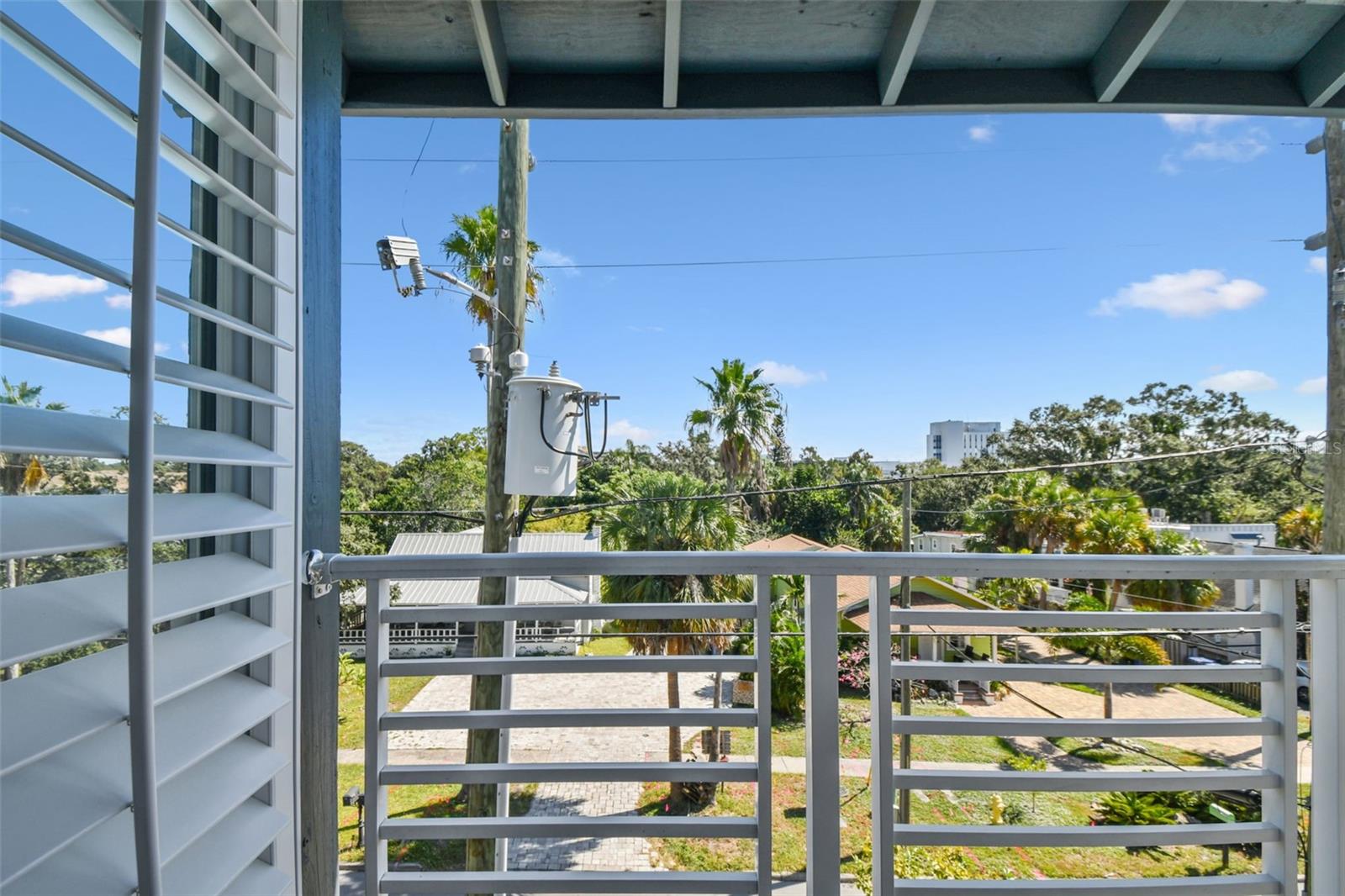 HIGHLAND TWNHMS - Residential Lease