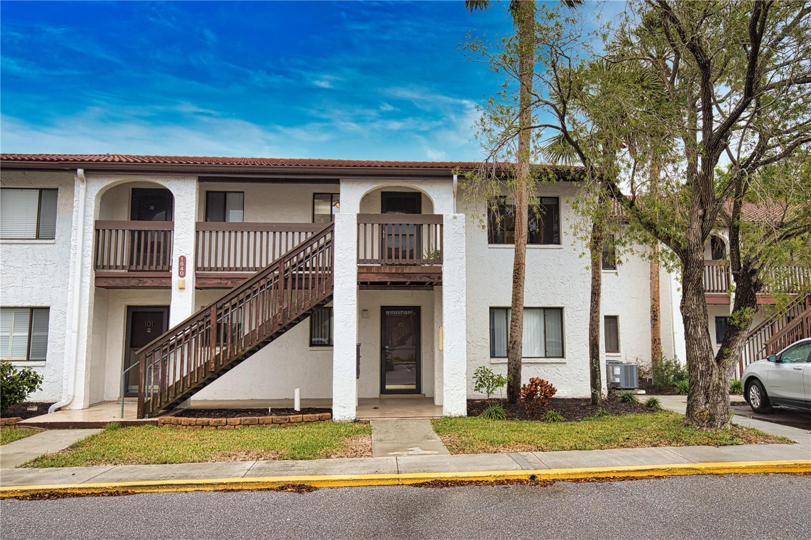 Amazing opportunity to own this Meticulously Maintained 2 Bedroom 2 Bathroom Turnkey Furnished Condo in Beautiful Castel Del Mare, an absolutely stunning 8 Acre Bayfront Resort Style Community located walking distance to Siesta Key Beach! This condo features an open floor plan with a living room/dining room combo that provides a wonderful space to entertain friends, family and loved ones. When you need some quiet time, retreat in your large private primary bedroom. The bedrooms are on a split plan which allows each bedroom its own bathroom. New AC 2022, New Hot Water Tank 2022, Upgraded Electrical Panel and outlets in 2017. Grab a book and relax or watch the Dolphins as they swim past one of the 2 heated pools that overlooks the Bay, or spend your days kayaking, playing tennis or fishing off the Castle Del Mare Pier! Within walking distance the Siesta Key Beach, restaurants, shopping and more. Come and take a look at this Beautiful property today.
Castel Del Mare offers a host of resort-style amenities, including two heated swimming pools, one overlooking the intracoastal and tennis courts, a BBQ
area, kayak storage racks, a fishing pier, and
