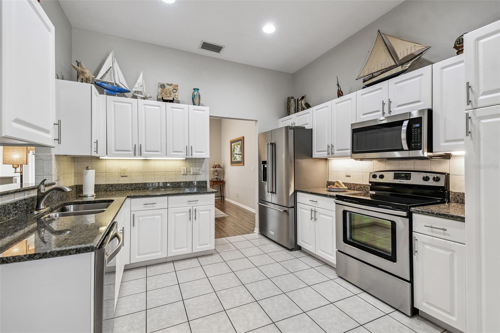 DAVIS SUB - Residential