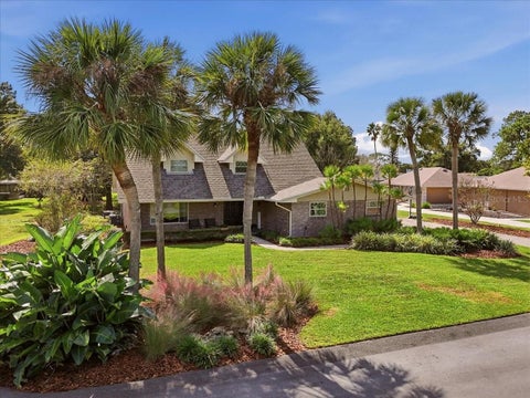 Photo of 70 Greenfield Court, Winter Haven, FL 33884 (MLS # P4940256)