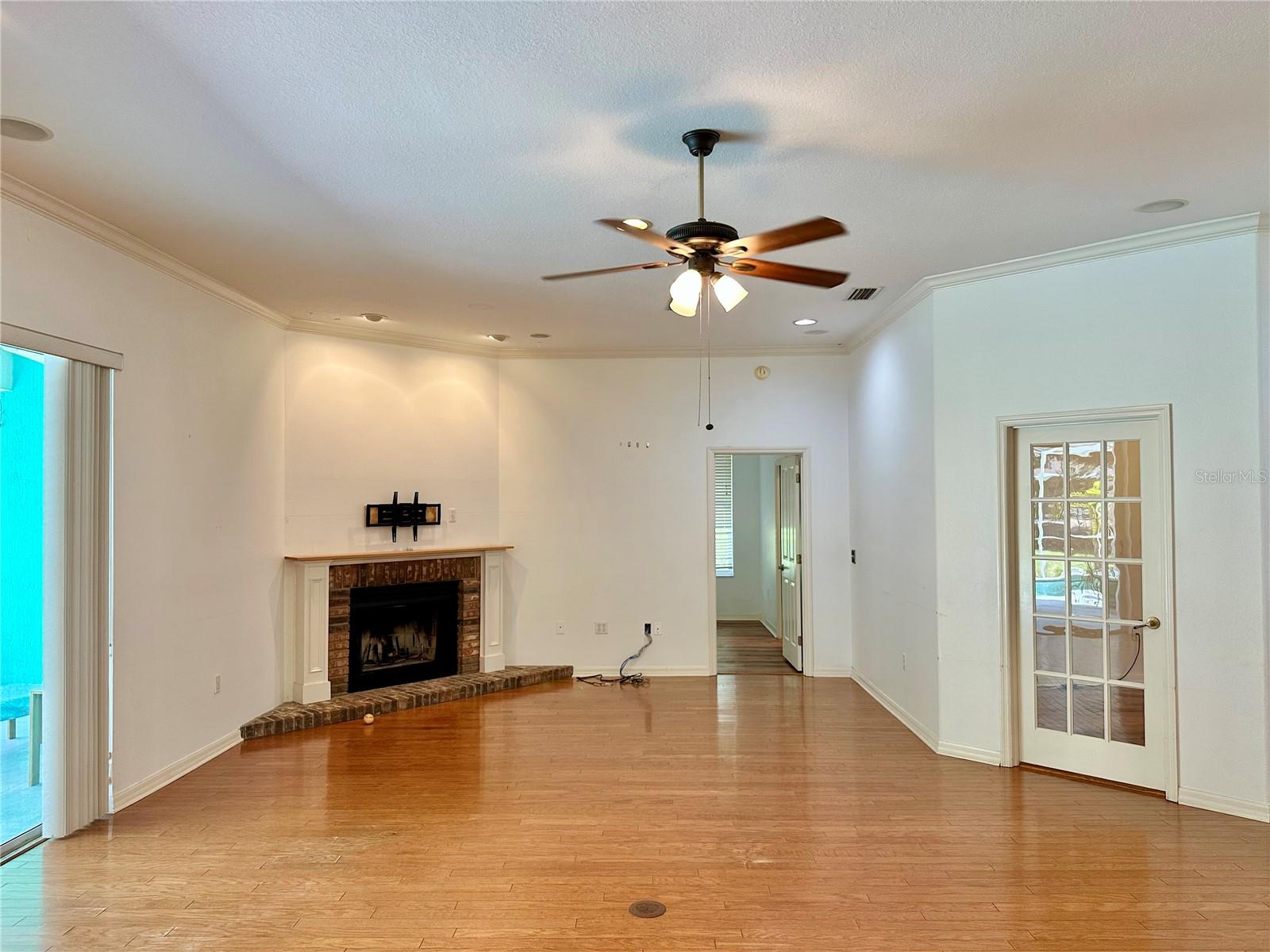 WATERWOOD - Residential Lease