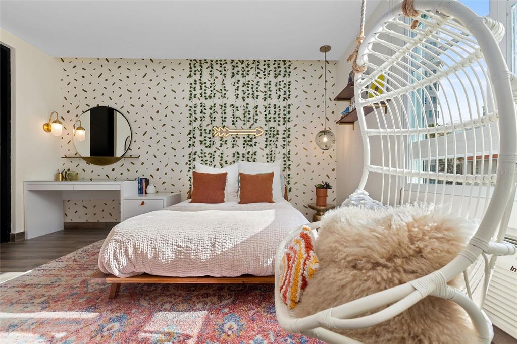 CARRION COURT PLAZA - Residential