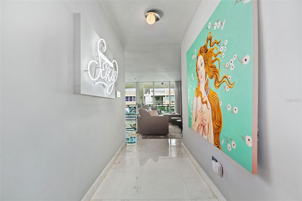 CARRION COURT PLAZA - Residential