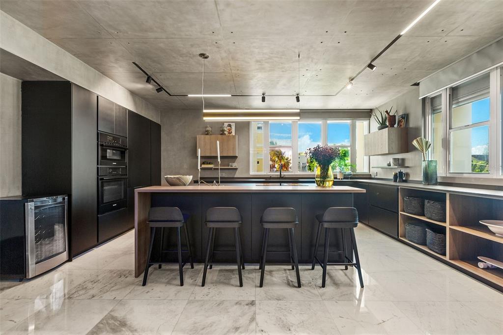 CARRION COURT PLAZA - Residential