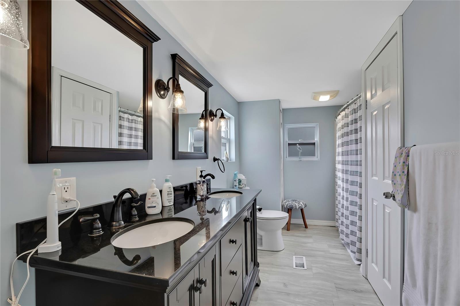 TIMBER LAKE ESTATES - Residential