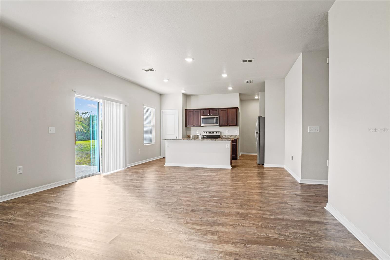 COASTAL WOODS UN B2 - Residential