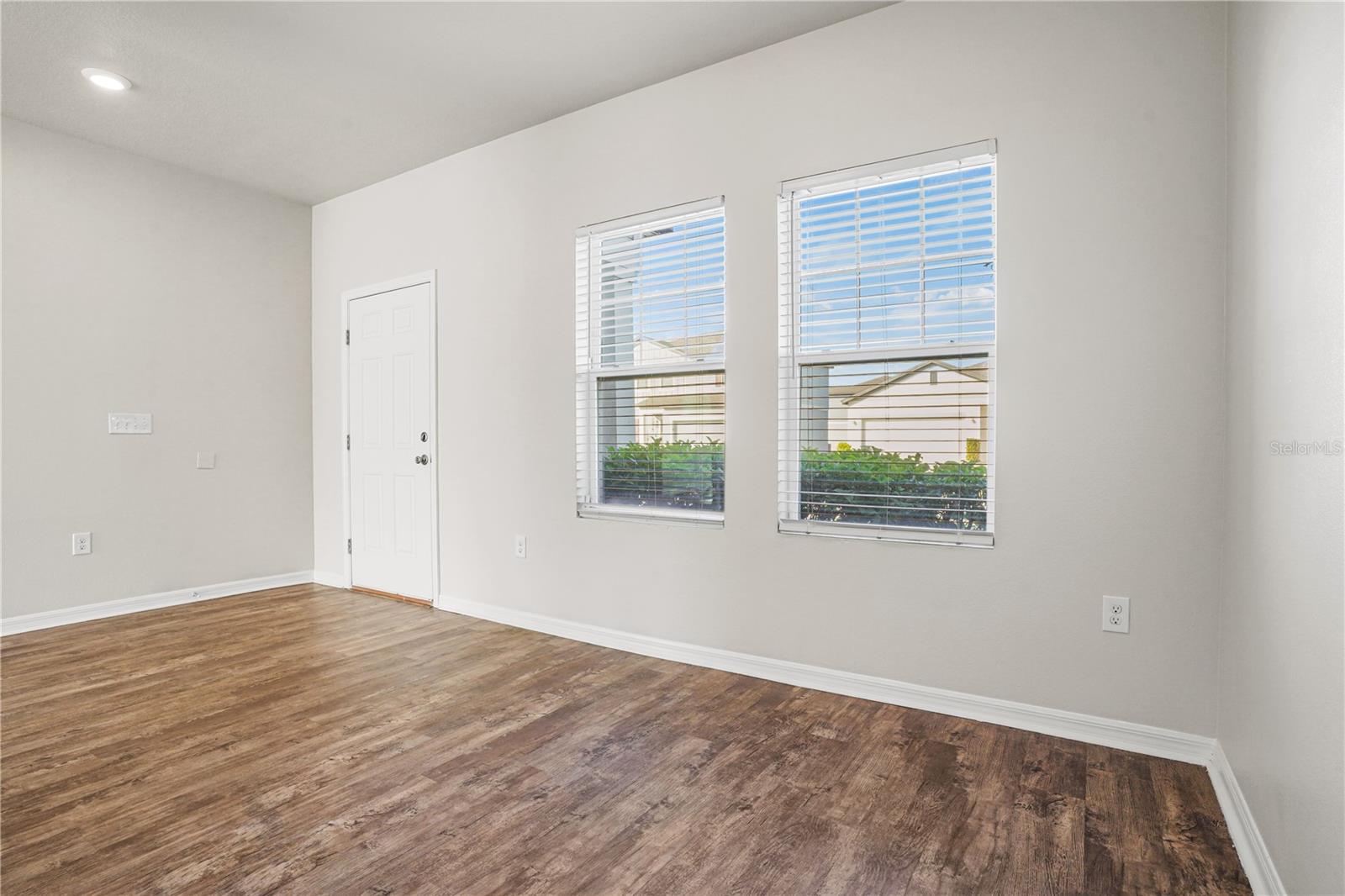 COASTAL WOODS UN B2 - Residential