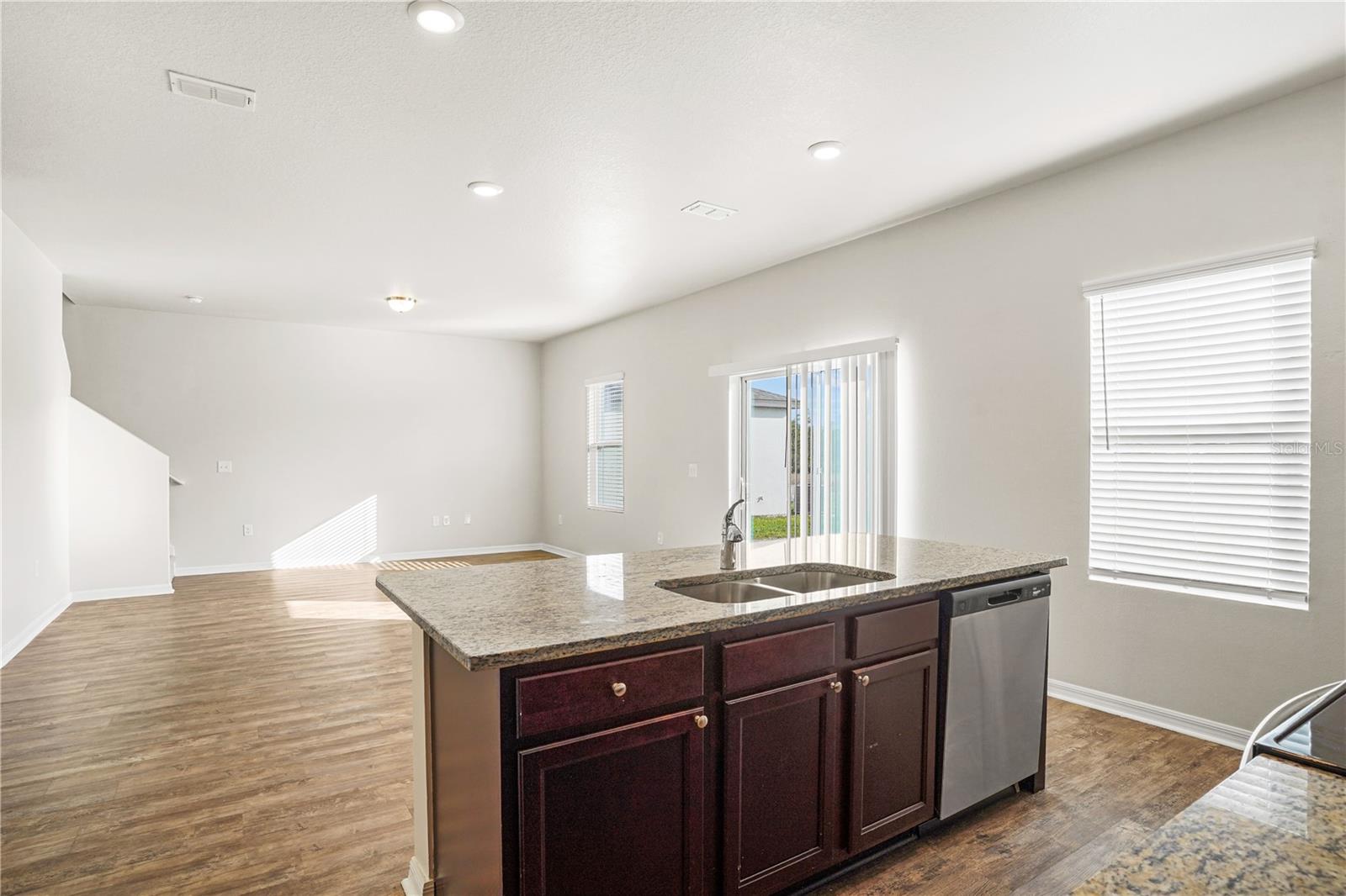 COASTAL WOODS UN B2 - Residential